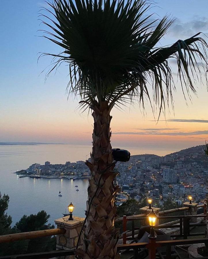 Denni’s Home Sarandë Eksteriør billede
